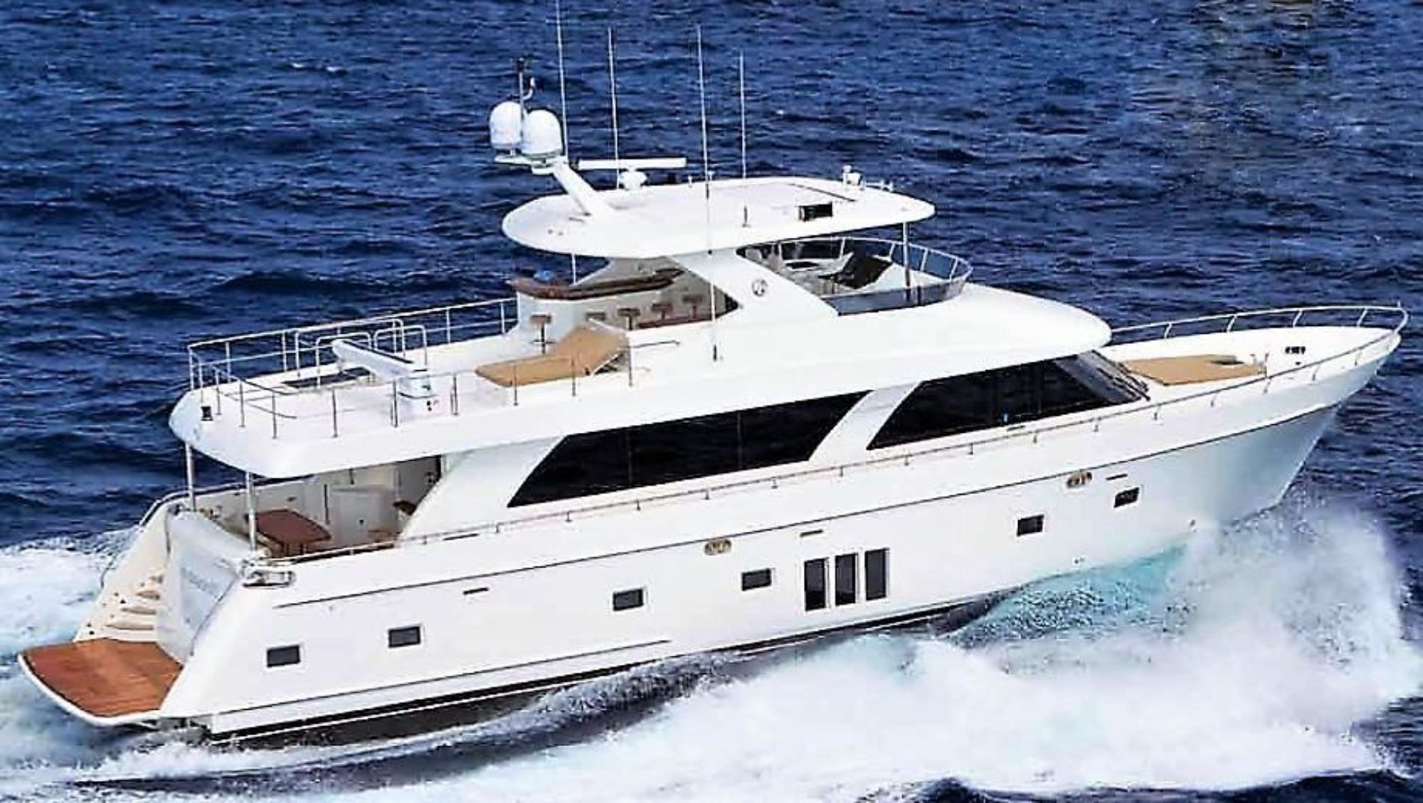 85' Ocean Alexander 2011 Hampton Yacht Group